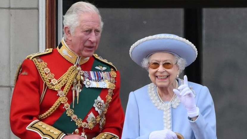 Ratu Elizabeth II dan Raja Charles III. Klaim Ratu Elizabeth II keturunan Rasulullah sudah berlangsung bertahun-tahun tetapi belum terbukti kebenarannya.