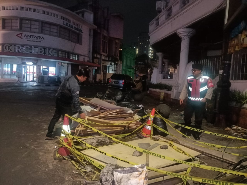 Penyegelan lokasi pembuangan sampah/Humas Pemkot Bandung