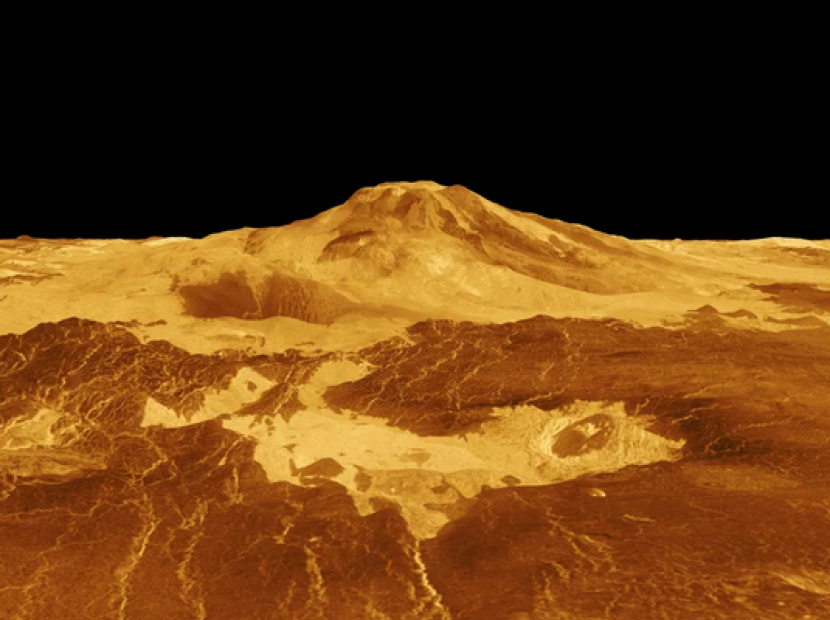 Gunung berapi Maat Mons yang ditampilkan di komputer menghasilkan perspektif tiga dimensi dari permukaan Venus. Sudut pandang terletak 634 kilometer di utara Maat Mons pada ketinggian 3 km di atas medan. Aliran lahar membentang ratusan kilometer melintasi dataran retak yang ditunjukkan di latar depan, ke dasar Maat Mons. Gambar: NASA/JPL-Caltech