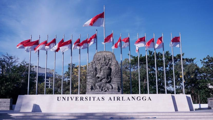 Universitas Airlangga menempati peringkat satu nasional dalam Word Scientist and University Rankings 2022. Foto : Istimewa