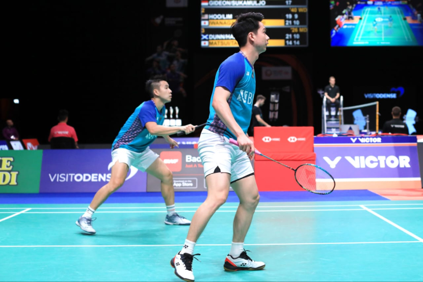 Indonesia dan Malaysia sama-sama mengirimkan dua pasangannya dan akan saling melawan di semifinal Denmark Open 2022. Salah satunya Marcus Fernaldi Gideon/Kevin Sanjaya Sukamuljo alias Minions.