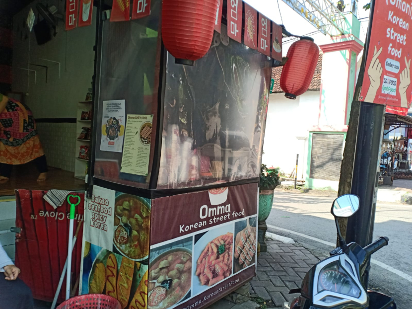 Foto depan outlet Omma Korean Street Food