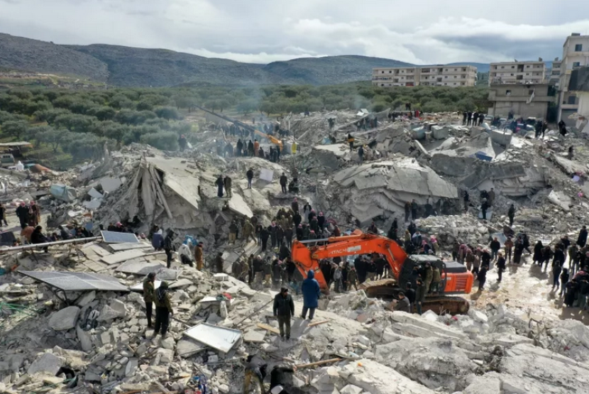 Tim pencarian dan penyelamatan di Turki setelah gempa dahsyat pada Senin, 6 Februari 2023. Gambar: USAID