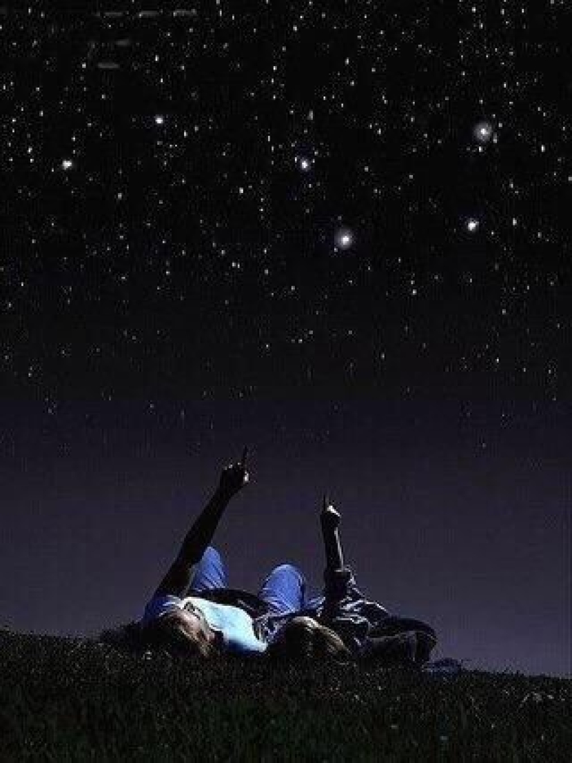 Kegiatan menatap bintang (ilustrasi). Dok: Pinterest