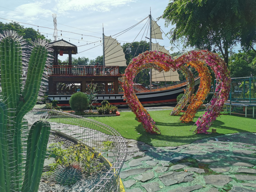Taman cinta di Rainbow Garden Bekasi/ Foto: dokpri