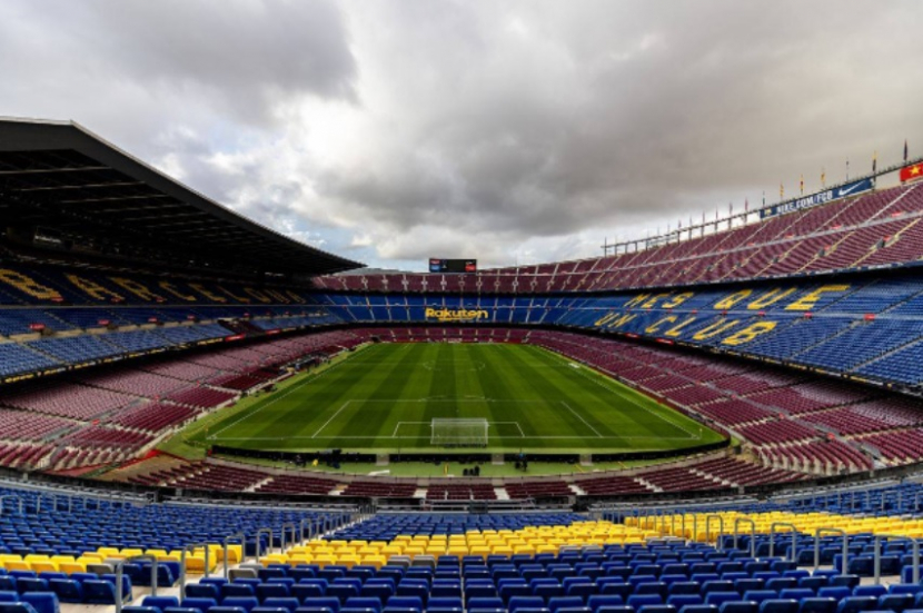 Barcelona mengantisipasi penonton tanpa tiket di Stadion Camp Nou. (Twitter/@BarcaTimes)