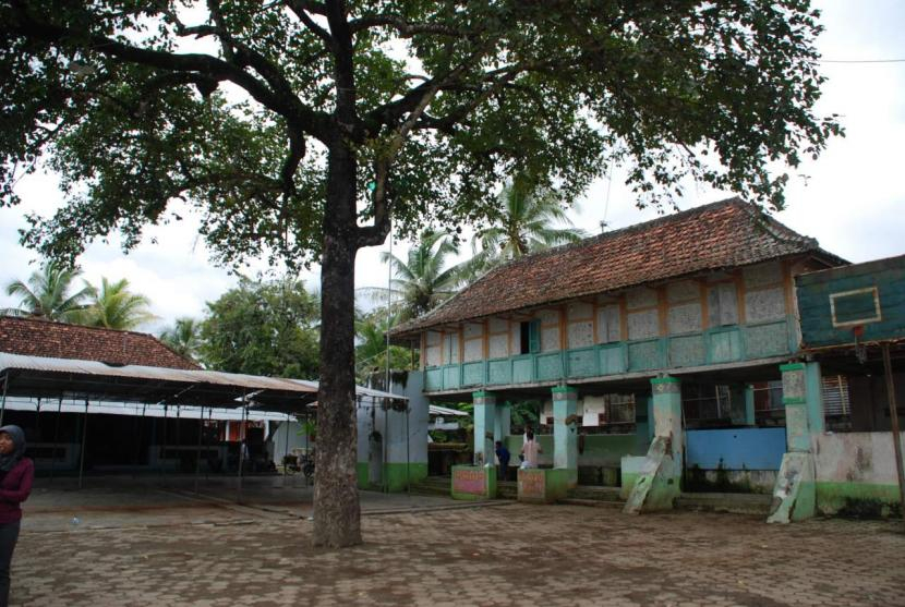 Sisa kamar santri masa lalu di Pondok Pesantren Somalangu.