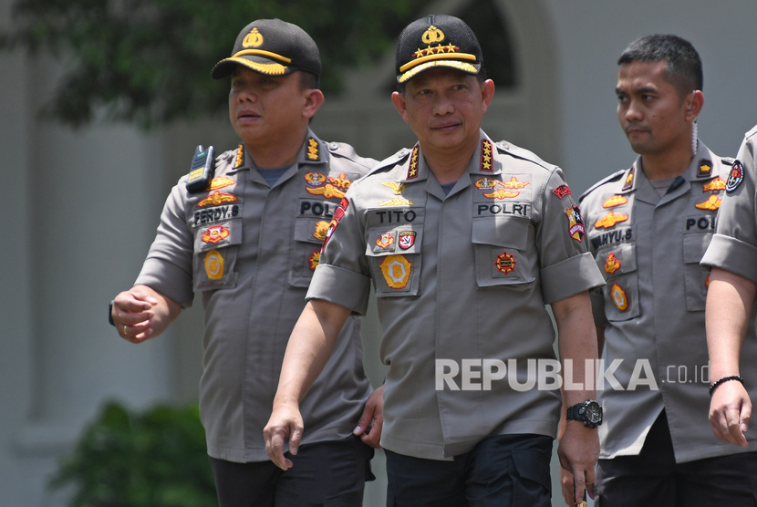 Koorspripim Polri Kombes Ferdy Sambo mendampingi Kapolri Jenderal Tito Karnavian.