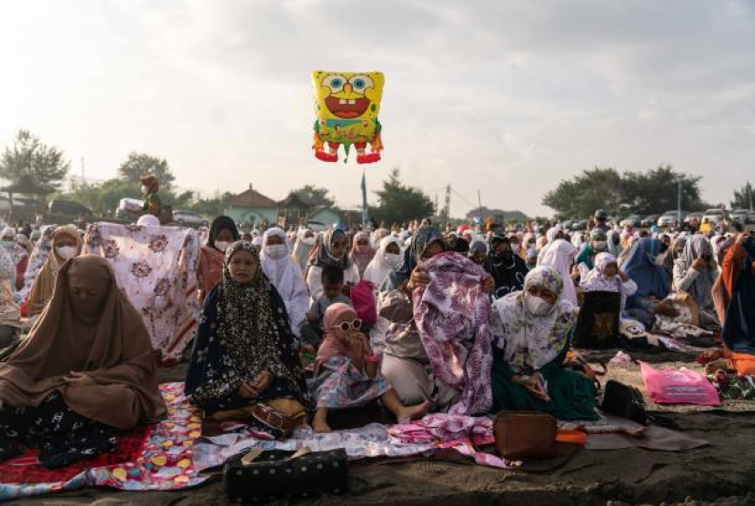 Sholat Idul Fitri. Foto: ANTARA/Hendra Nurdiyansyah