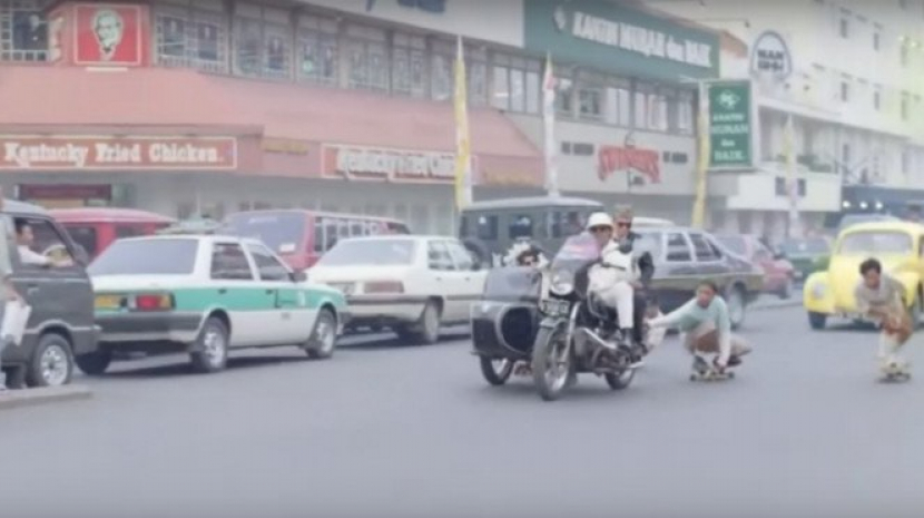 Potret kehidupan anak gaul Jakarta di era 1980-an di kawasan Blok M. Foto: IST.