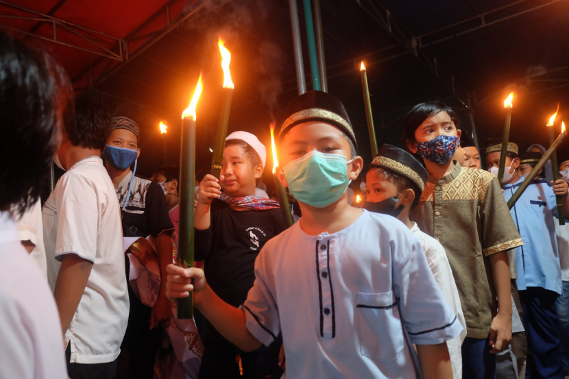 Anak-anak warga Komplek Pelita dan santri TPQ Rumah Berkah, mengikuti Tarhib Ramadhan. (Dok. Humas BKM Nururrahman)  