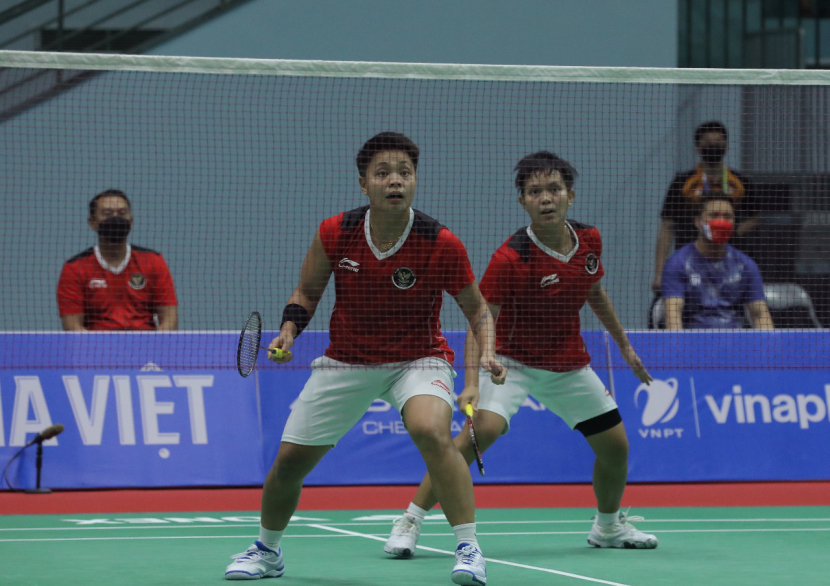 Pasangan baru Apriyani Rahayu/Siti Fadia Silva Ramadhanti lolos ke babak final ganda putri cabang bulutangkis di SEA Games 2021. Apriyani/Fadia berpeluang mencuri emas dari Thailand yang menguasai sektor putri.