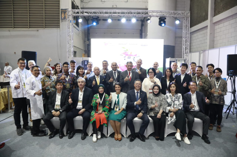 Pameran dagang internasional tahunan untuk industri makanan dan minuman serta perhotelan dan pariwisata paling komperhensif di Indonesia, Food & Hospitality Indonesia (FHI) 2024, resmi dibuka mulai tanggal 23-26 Juli 2024 di Jakarta International Expo (JIExpo) Kemayoran, Jakarta Pusat. (Foto: FHI)