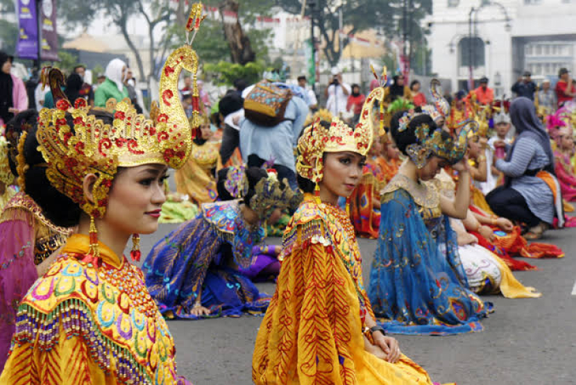 Para penari Sanggar Seni Ayodya Pala Depok.