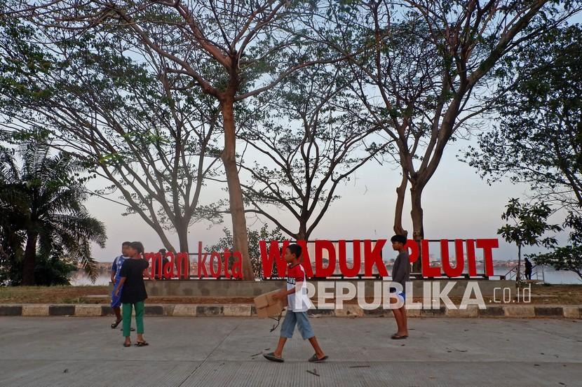 Taman Kota Waduk Pluit. Foto: Republika.