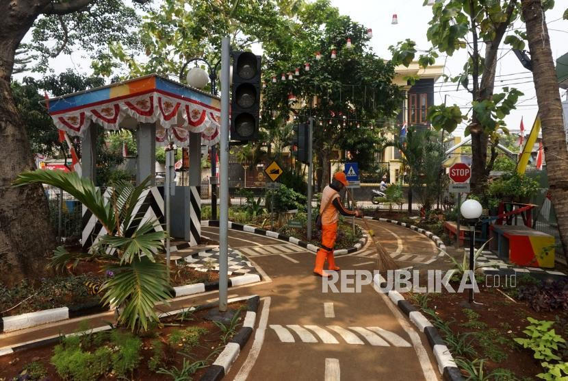 Taman Lalu Lintas belum dibuka karena masih ada tunggakan pembayaran sewa kepada Pemkot Bandung.
