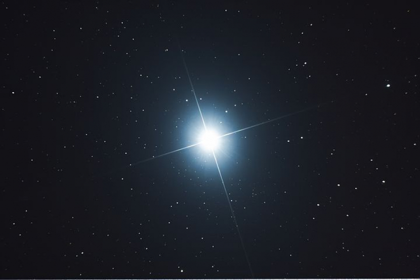 Ilustrasi bintang Sirius. (pixabay)