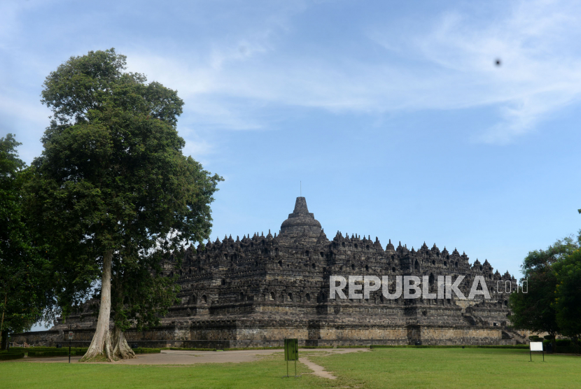 Candi Borobudur. Menurut KH Fahmi Basya, Candi Borobudur merupakan peninggalan Nabi Sulaiman. Foto: Republika