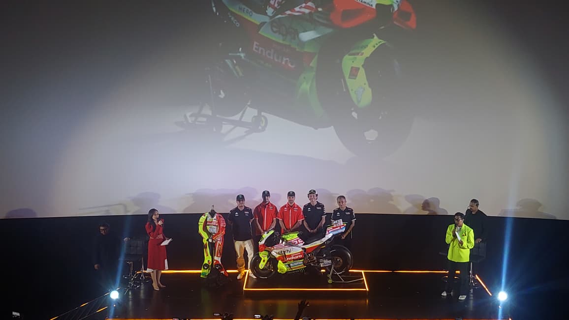 valentino rossi livery spesial