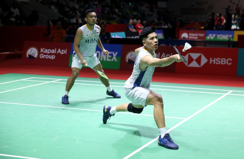 Dalam jadwal Indonesia Open 2023 pada hari ini, ada sebanyak 13 wakil Indonesia yang lolos ke babak kedua. Perang saudara terjadi di ganda putra antara Hendra Setiawan/Mohammad Ahsan alias Daddies melawan Pramudya Kusumawardhana/Yeremia Erich Yoche Rambitan alias Prayer..