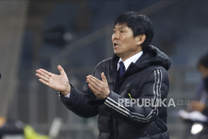 Pelatih tim nasional Jepang, Hajime Moriyasu. Foto: EPA-EFE/EXPA/ERWIN SCHERIAU