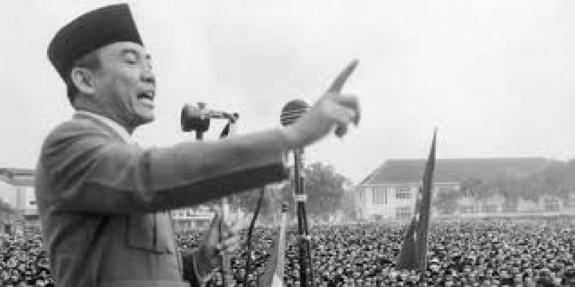 Soekarno. Presiden pertama RI, Ir Soekarno jatuh cinta kepada Muhammadiyah. Ia bahkan tercatat sebagai murid KH Ahmad Dahlan dan resmi menjadi kader pada 1930. Foto: IST