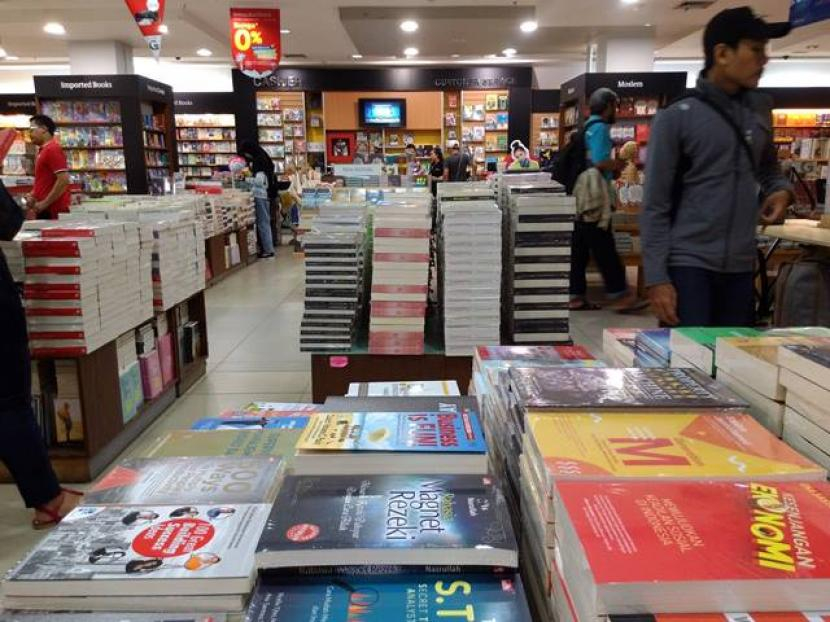 Lowongan kerja di Gramedia.Ilustrasi (foto: republika.co.id)