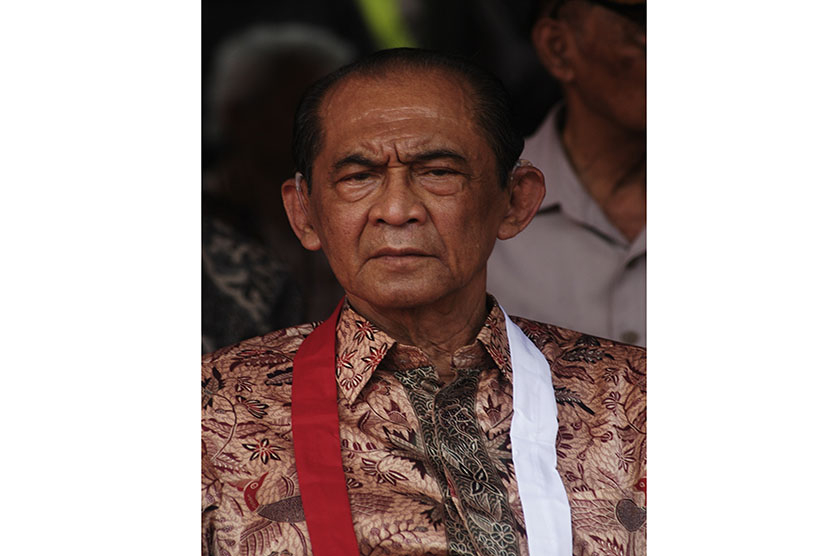 Mantan gubernur Jakarta Ali Sadikin. Cerita Gubernur Ali Sadikin Naik Haji dan Sholat di Dalam Ka'bah. Foto: Dok. Republika