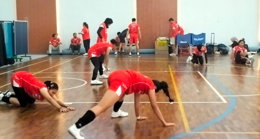 Latihan Bola Volley Bandung BJB Tandamata