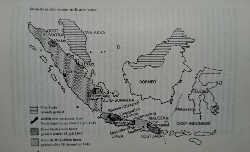 Wilayah Republik Indonesia semasa menjadi bagian dari Republik Indonesia Serikat ditandai dengan garis-garis berdiri di Sumatra dan Jawa (peta diambil dari buku 'De Dekolonisatie van Indonesie').