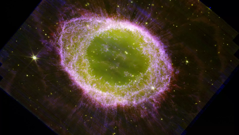 Teleskop James Webb mengungkapkan foto-foto menakjubkan dari Nebula Cincin