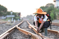 Mengintip Tugas PPJ, Pahlawan di Balik Keselamatan KA