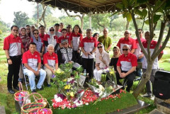 Peringatan Haul 10 Tahun Pendiri TIKI dan JNE H Soeprapto Soeparno: Menginsiprasi Nilai Berbagi, Memberi, dan Menyantuni