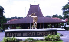 Kelaparan di Grobogan, Lumbung Padi, dan Opium di Musim Panen