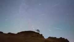 Hujan Meteor Orionid Dimulai! Saksikan Komet Halley Meluncurkan 'Bintang Jatuh' Oktober Ini
