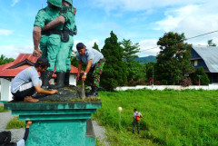 Medali Emas, Pasukan Bantuan Penangkap Diponegoro, dan Pejabat Negara