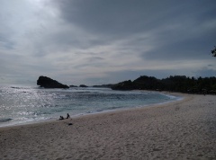 Potret Keindahan Pantai Watukarung Pacitan