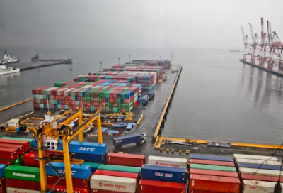 Pelabuhan Shanghai Cetak Rekor Throughput Bulanan Baru