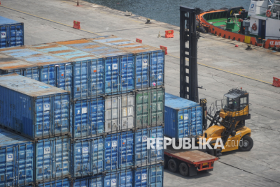 Rekor Defisit AS Pecah, Ekonomi Diprediksi Kontraksi Efek Perang Tarif