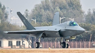 KSAU Mesir Isyaratkan Minat pada Jet Tempur J-35 China