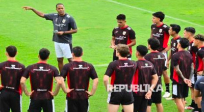 Jelang Indonesia vs China, Patrick Kluivert Bilang Begini