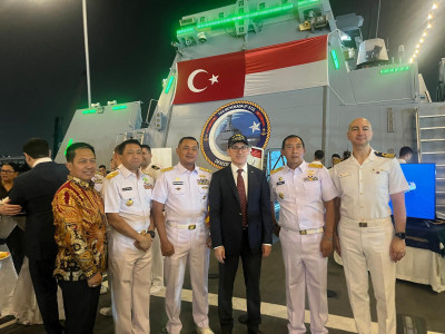 Kapal Perang Turki TGC Buyukada (F-512) Merapat ke Jakarta