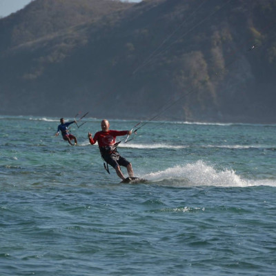 Ada Atraksi Watersport di Kuta Beach Park