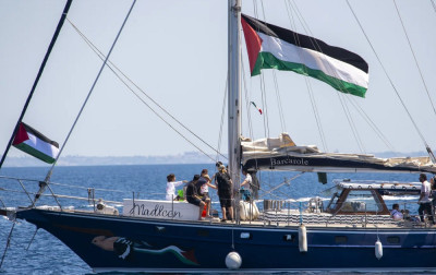 Pasukan Zionis Kuasai Kapal Kemanusiaan yang Menuju Gaza, Relawan Diculik