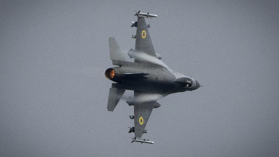 Pilot Tewas dan Jet F-16 Ukraina Jatuh Saat Tangkis Rudal Rusia