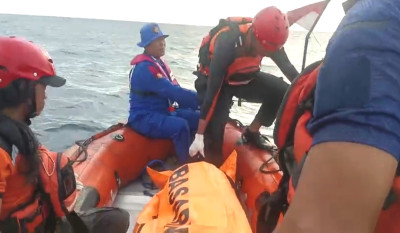 Dua Jenazah Korban Tenggelamnya KMP Tunu Pratama Jaya Ditemukan di Selat Bali Bagian Selatan
