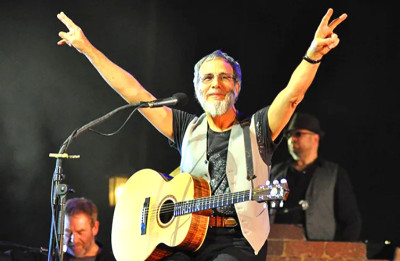 Yusuf Islam atawa Cat Stevens Segera Rilis 'On The Road To Findout: Greatest Hits'