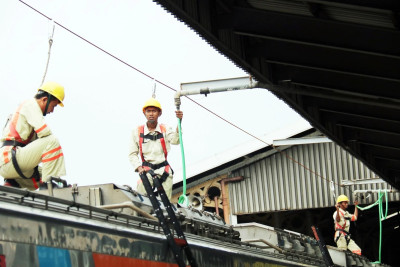 Inilah Cara KAI Menjaga Kebersihan Ribuan Kereta