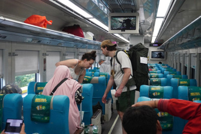 Meningkat! 34.533 Turis Mancanegara Liburan di Jawa Timur Naik Kereta