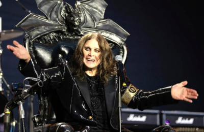 Ozzy Osbourne Meninggal Dunia